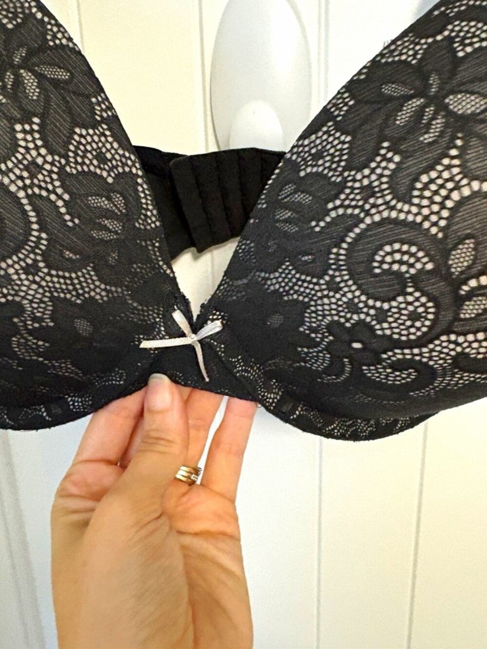 Cacique Lane Bryant 44DD T-Shirt Underwire Bra Black Floral Lace Semi-Sheer